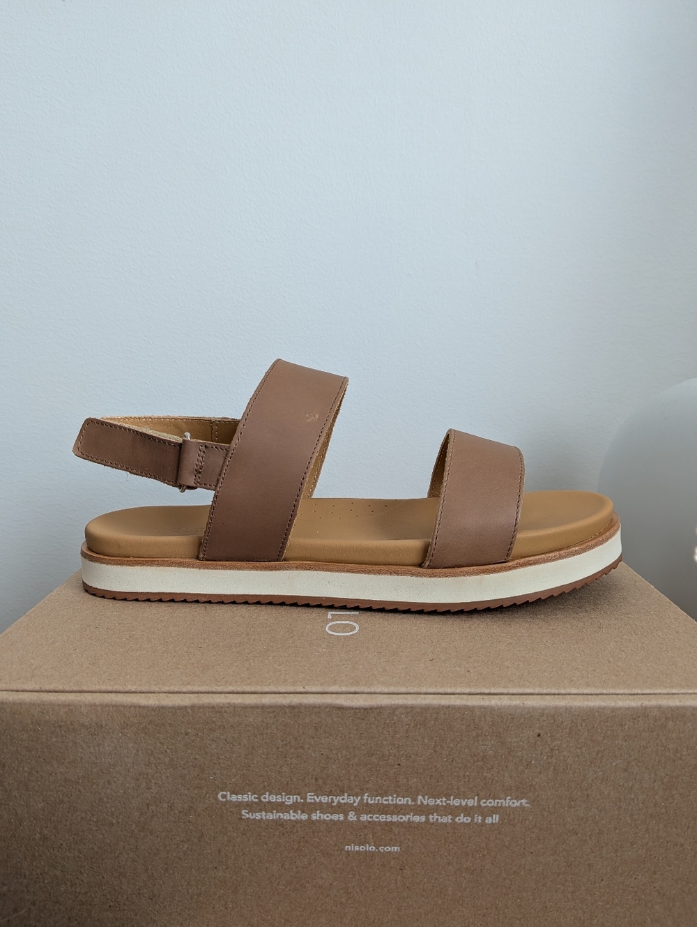 NEW Nisolo Go-To Flatform Sandal 2.0 (almond) - Picture 3 of 3